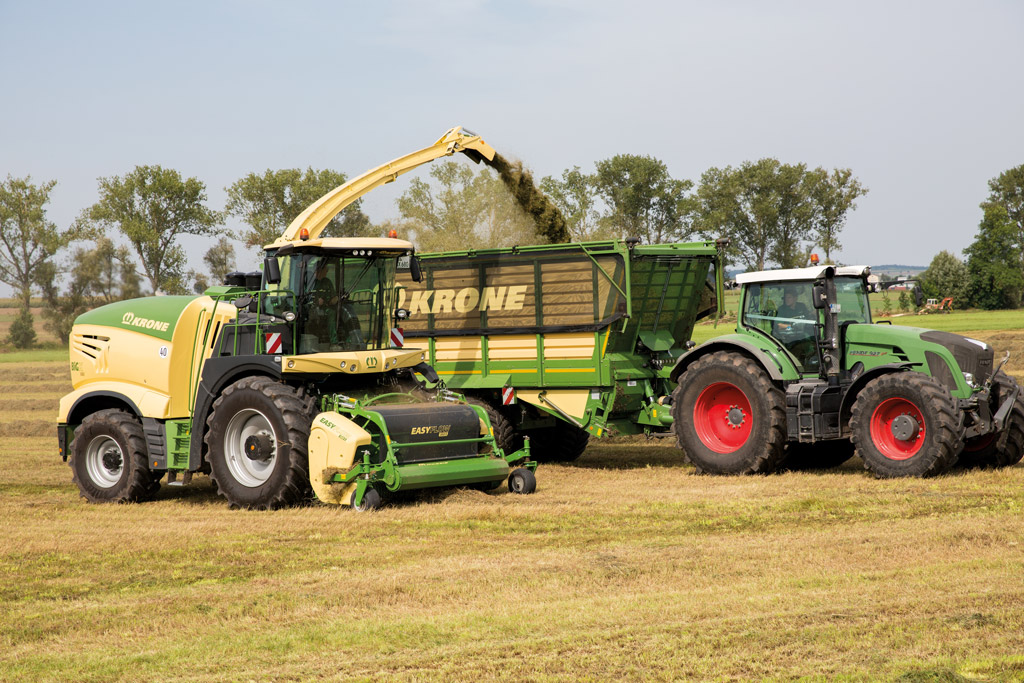 Krone + Fendt Häckseln